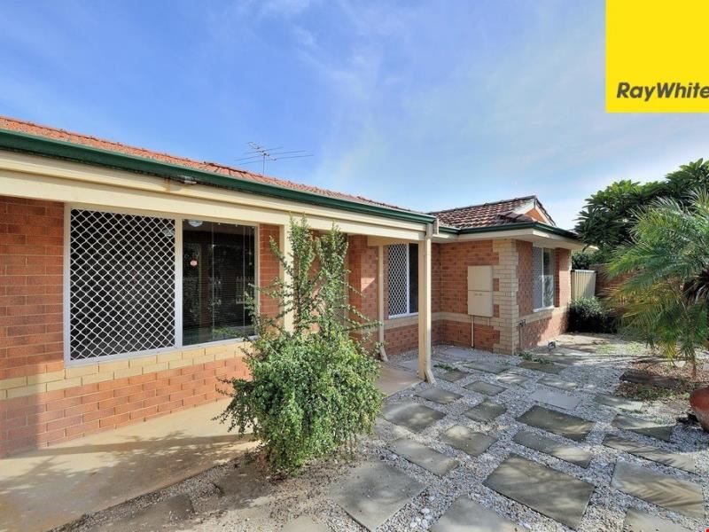 2/11 Elvire Street, Viveash WA 6056