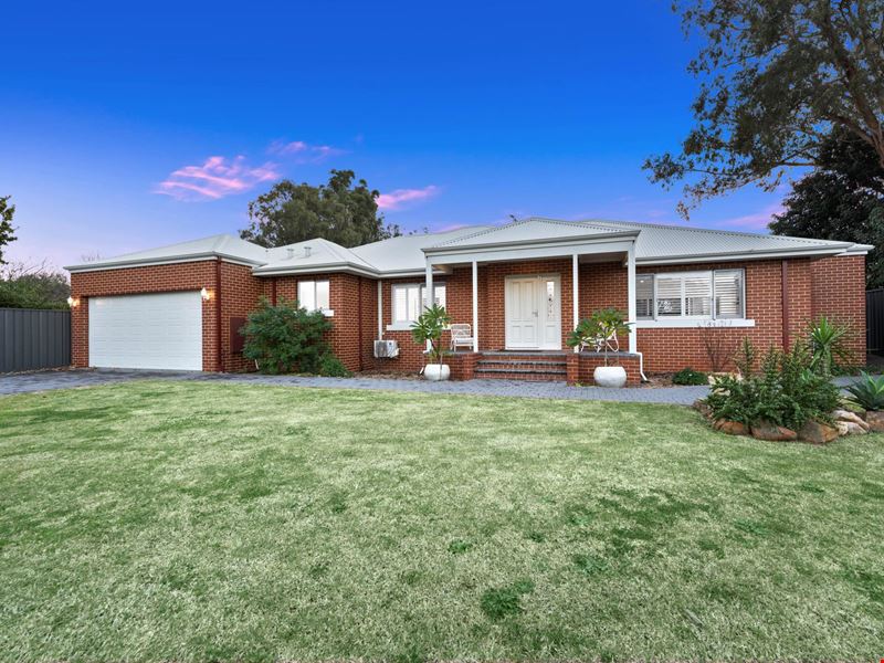 24 Robertson Street, Hazelmere WA 6055