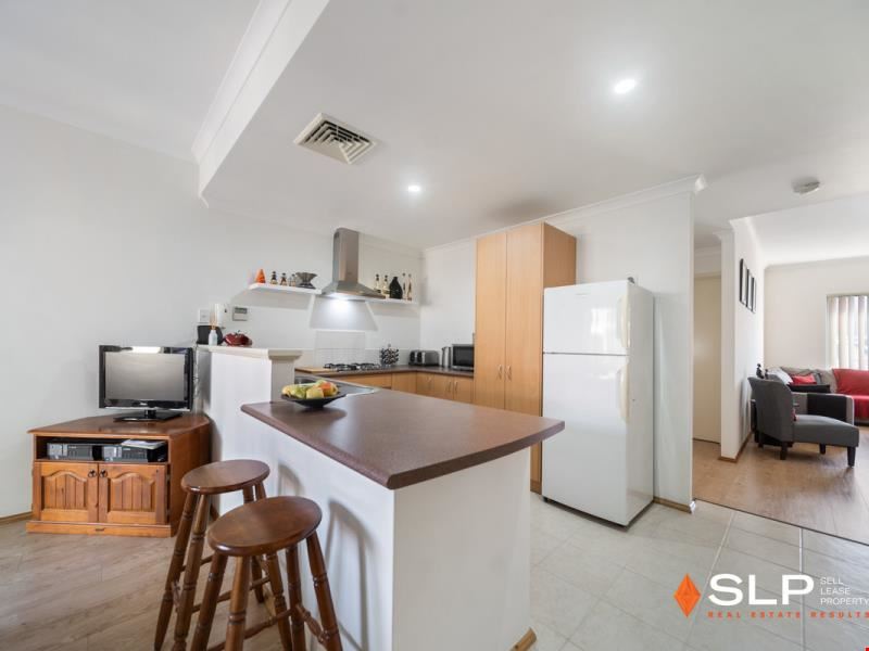 2/39 Currambine Boulevard, Currambine WA 6028