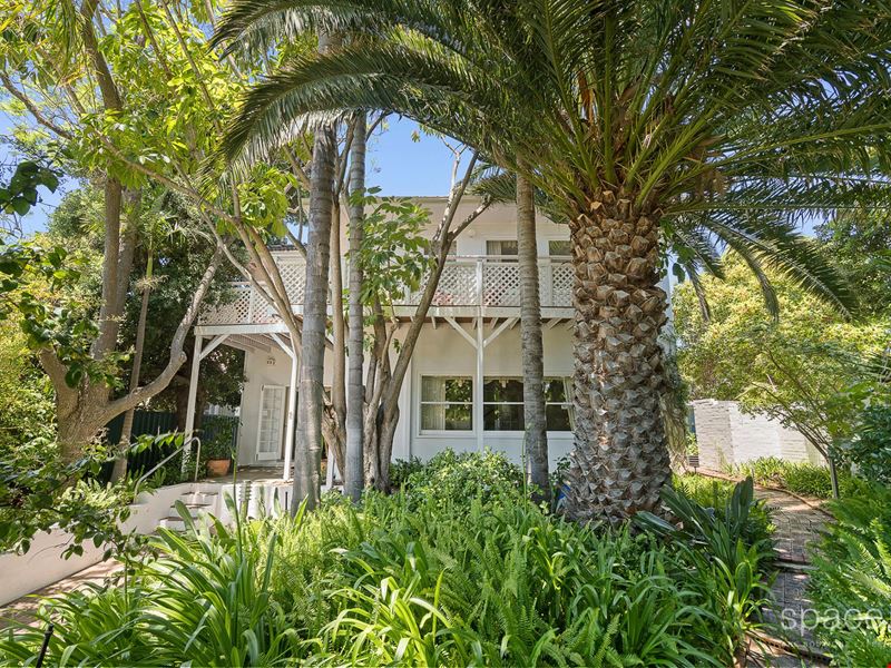 2 McPherson Street, Menora WA 6050