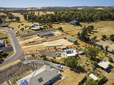16 Bishop Place, Yarloop WA 6218
