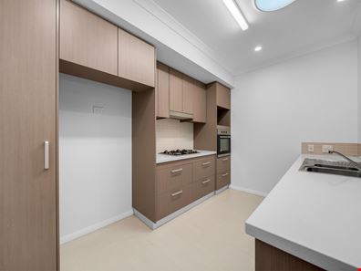 3/27 Gorham Way, Spearwood WA 6163