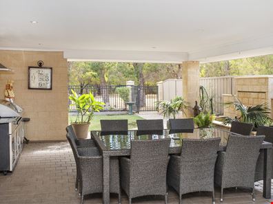 16 Canola Grove, Busselton WA 6280