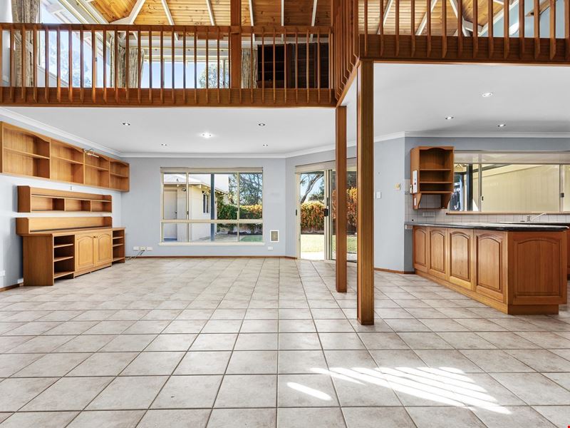 669 Reen Road, Gidgegannup WA 6083