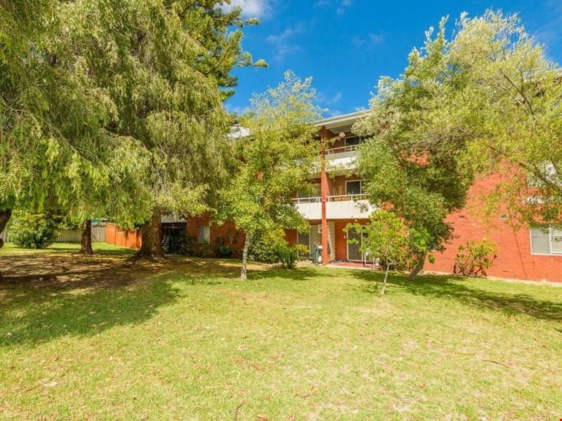12/24 Glanville Street, Mosman Park WA 6012
