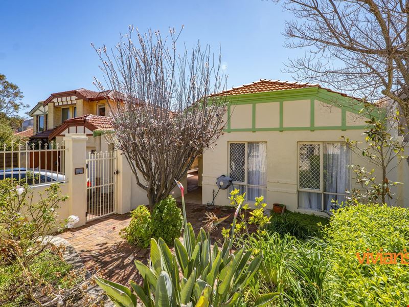 4/25 Barnfield Road, Claremont WA 6010