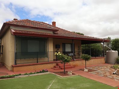 11 STONE STREET, Pingelly WA 6308