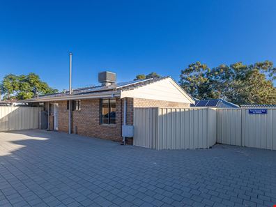 7/4 Abercorn Road, Forrestfield WA 6058