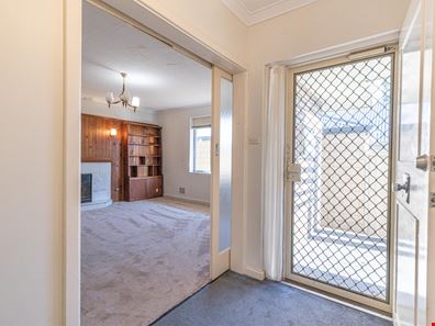 7/4 Abercorn Road, Forrestfield WA 6058
