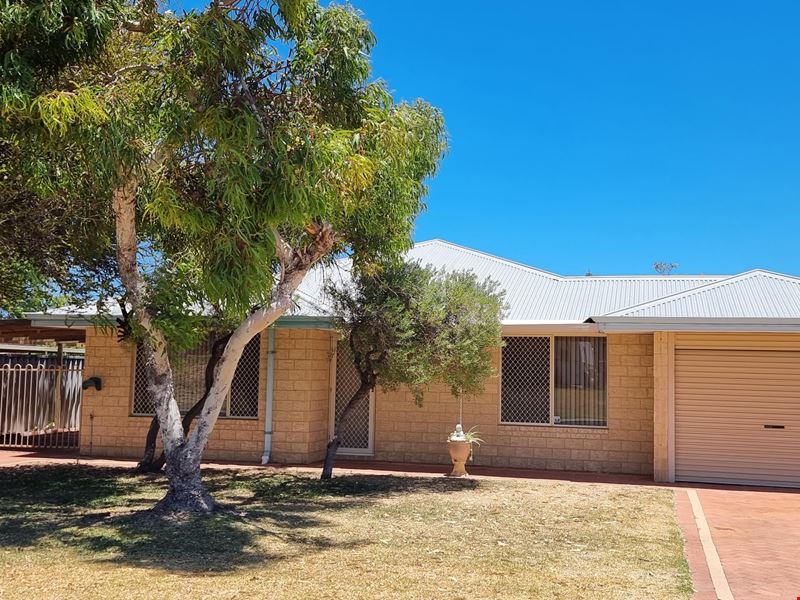 13 Barrett-Lennard Drive, Ledge Point WA 6043