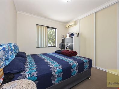 25/5 Eastleigh Loop, Currambine WA 6028