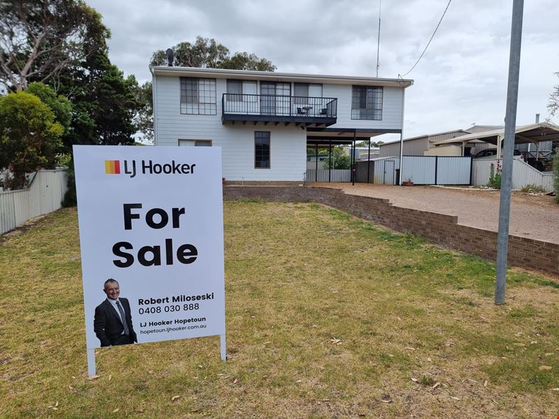 24 Gibson Way, Hopetoun WA 6348