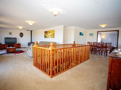 24 Gibson Way, Hopetoun WA 6348