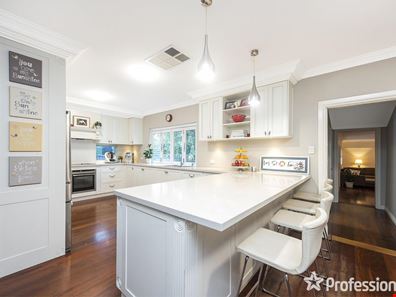 15 Hudson Street, Glen Forrest WA 6071