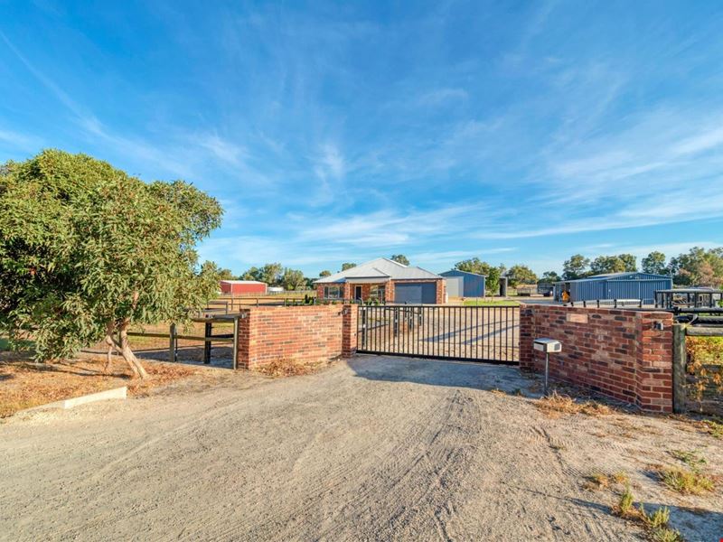 57 Fremnells Vale, Cardup WA 6122