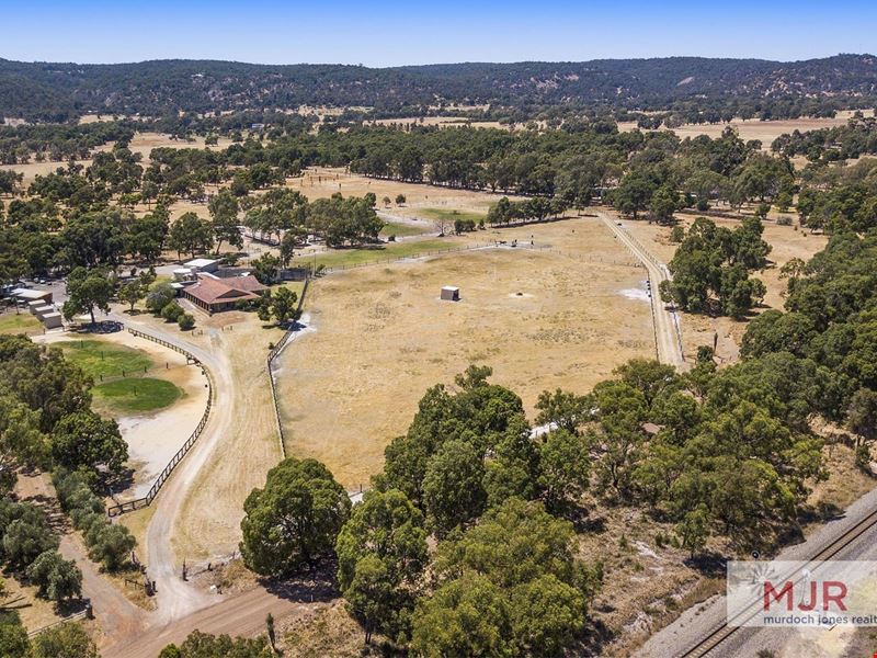197 Hardey Road, Serpentine