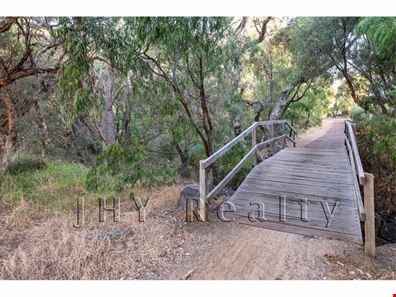 6 Tarn View, Dunsborough WA 6281