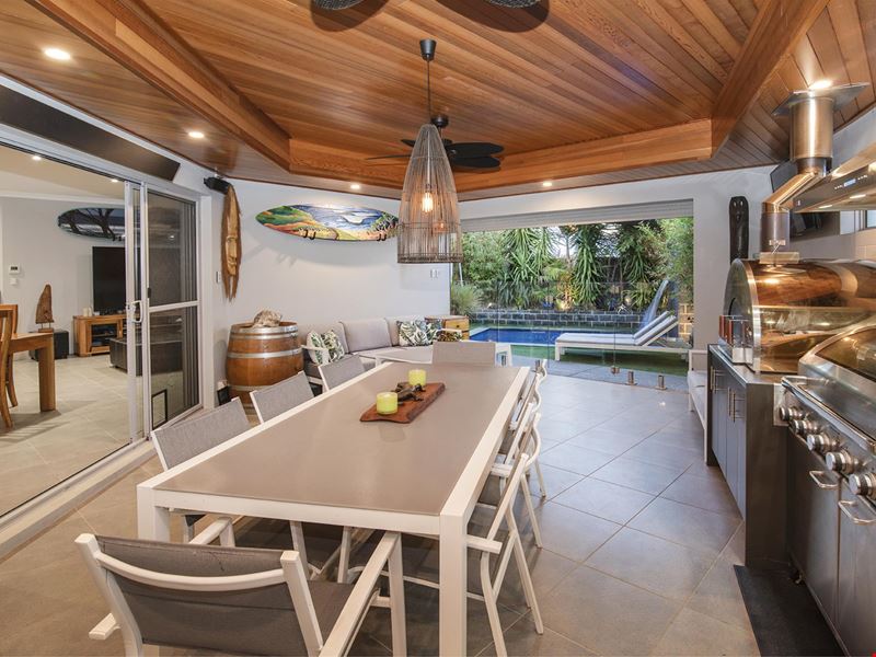 8 Waterville Road, Dunsborough WA 6281