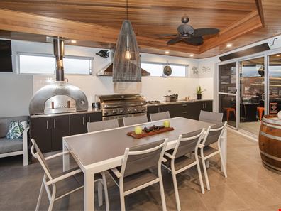 8 Waterville Road, Dunsborough WA 6281