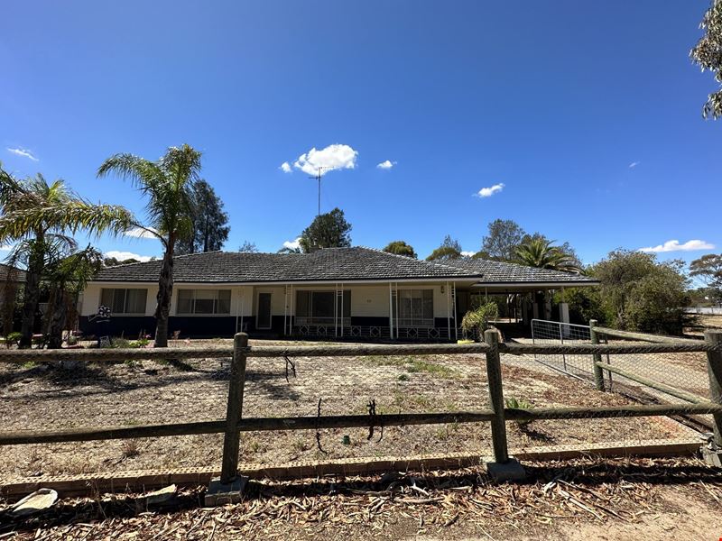 89 Conroy Street, Katanning WA 6317