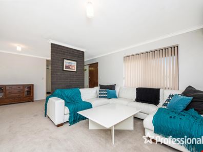 38 Queens Road, South Guildford WA 6055