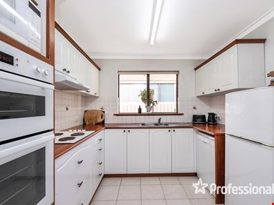 38 Queens Road, South Guildford WA 6055