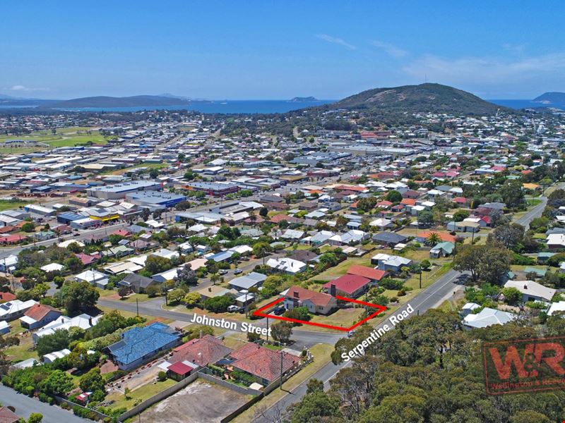 10 Johnston Street, Mount Melville WA 6330