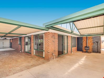 3218 Albany Highway, Mount Nasura WA 6112