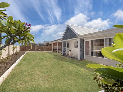 14 Hakea Street, Tarcoola Beach WA 6530