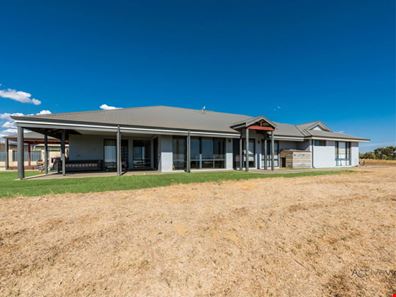 263 Eliza Shaw Drive, White Peak WA 6532