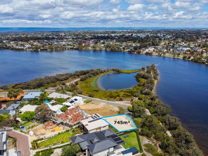 1A Salter Point Parade, Salter Point WA 6152