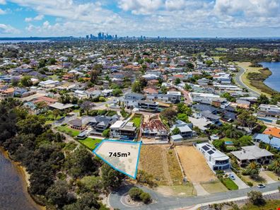 1A Salter Point Parade, Salter Point WA 6152