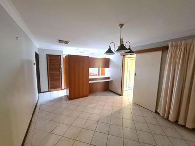 81 Watling Avenue, Lynwood WA 6147