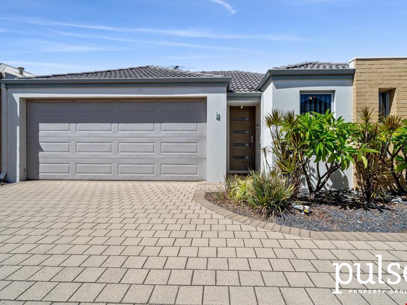 2/15 Peppermint Gardens, Aubin Grove WA 6164