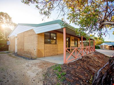 1/49A Veal Street, Hopetoun WA 6348