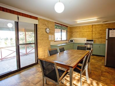 1/49A Veal Street, Hopetoun WA 6348