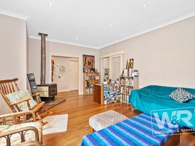 4 Tasman Street, Centennial Park WA 6330
