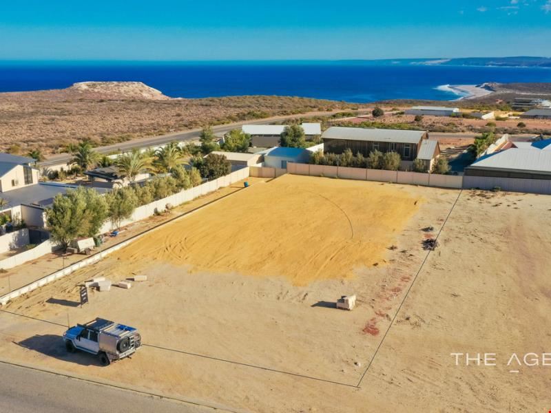 8 Mariner Crescent, Kalbarri WA 6536
