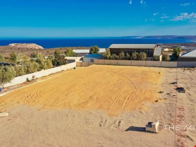 8 Mariner Crescent, Kalbarri WA 6536