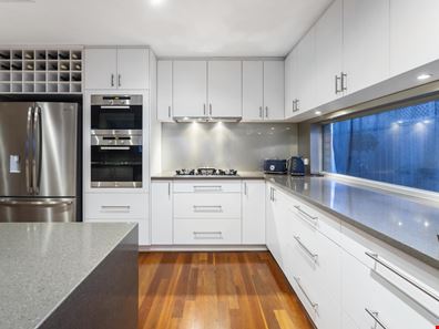 15 Sunbird Way, Gwelup WA 6018