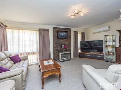 7 Felstead Crescent, Hamersley WA 6022