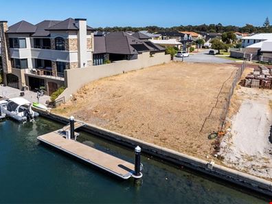 31 Finistere Island Retreat, Halls Head WA 6210