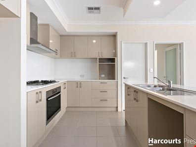 20 Faverolles Drive, Southern River WA 6110