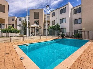 9/17 Southdown Place, Thornlie WA 6108