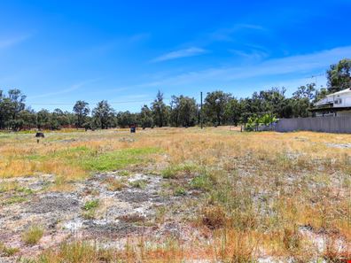 6 Bickerton Street, Collie WA 6225