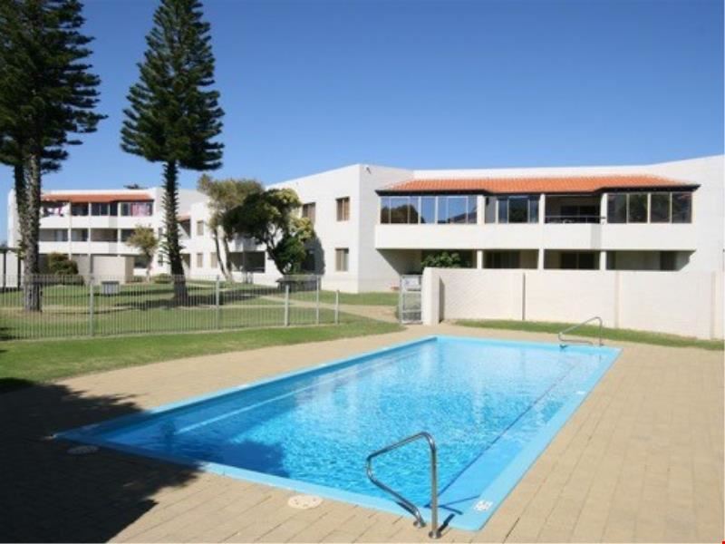 1/436 Safety Bay  Road, Safety Bay WA 6169