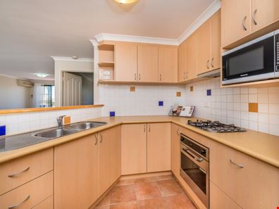 13/167 Grand Boulevard, Joondalup WA 6027
