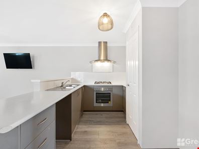 8/28 Irrawaddy  Drive, Greenfields WA 6210