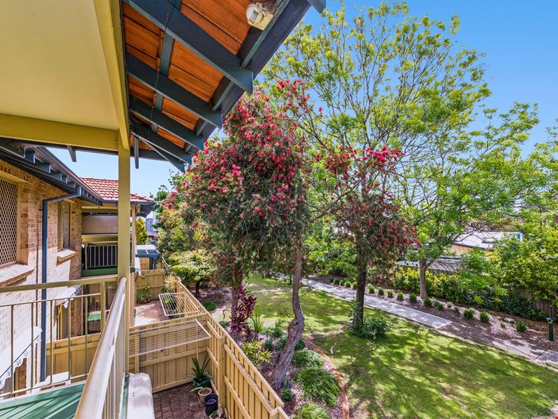 63/39 Elizabeth Street, Cloverdale WA 6105