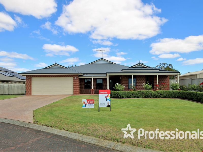 11 Westwind Crescent, Harvey